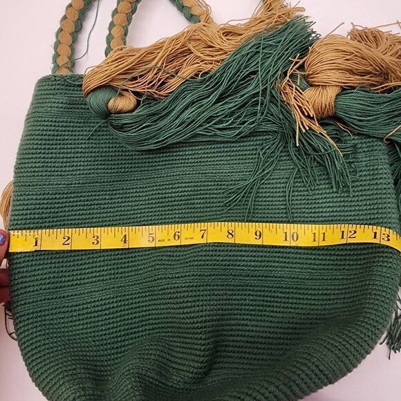 Wayuu Rapunzel Bag, Green & Tan Tassles Two Toned Braided Handel's Tote Bag - Picture 6 of 10